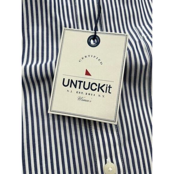 UNTUCKit Marsanne Button Down Shirt Long Sleeve Striped Collared Navy Size 6 NEW - Picture 5 of 6